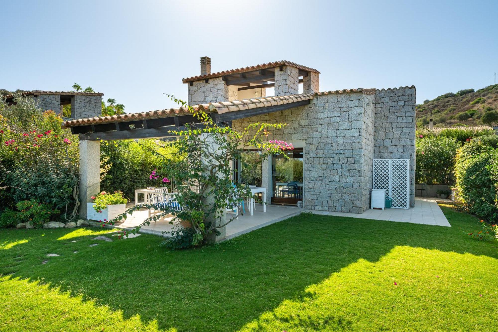 Villa Bouganville Cala Sinzias Castiadas Bagian luar foto